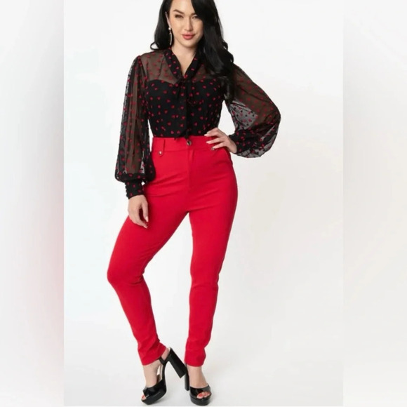 🦋B2G1🦋UNIQUE VINTAGE Red Cigarette Kitty Pants NWT | X-SMALL | - Picture 1 of 12